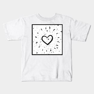 【Black & White】Heart Kids T-Shirt